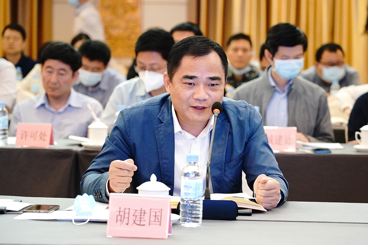 中山大学广州智慧城市发展研究院院长胡建国.jpg